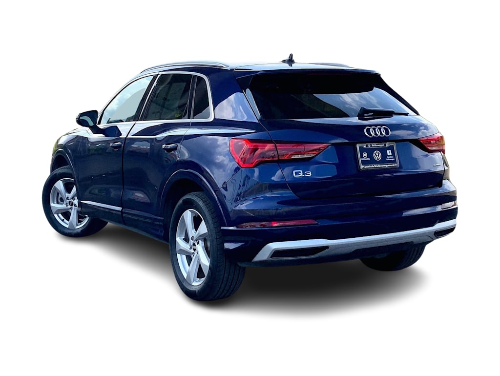 Thumbnail: 2021 Audi Q3 - 4