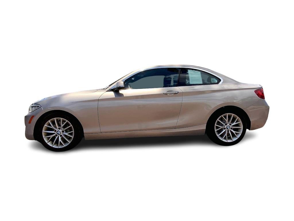 Thumbnail: 2016 BMW 2 Series - 3