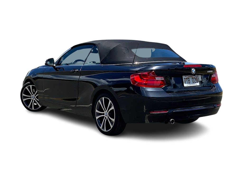 Thumbnail: 2016 BMW 2 Series - 4