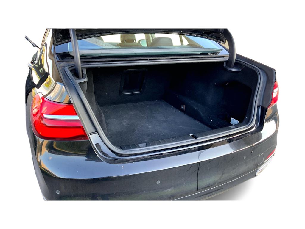 Thumbnail: 2019 BMW 7 Series - 18