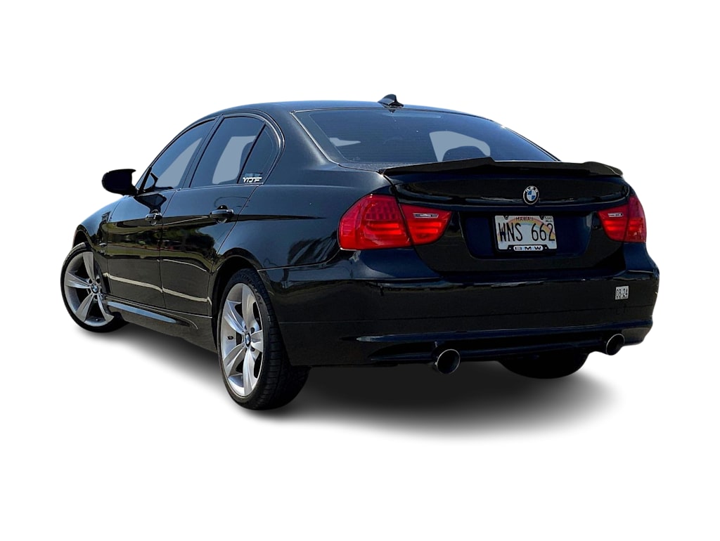 Thumbnail: 2011 BMW 3 Series - 4