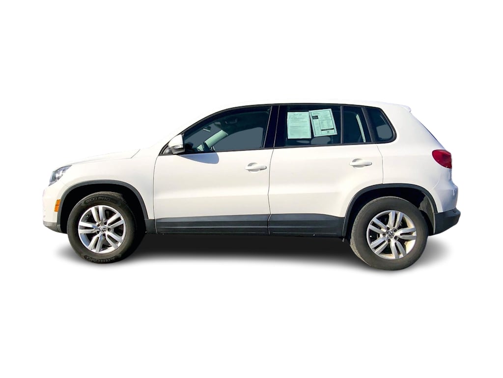Thumbnail: 2013 Volkswagen Tiguan - 3