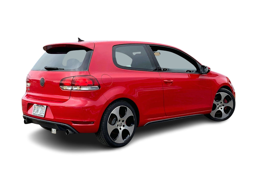 Thumbnail: 2011 Volkswagen Golf - 22