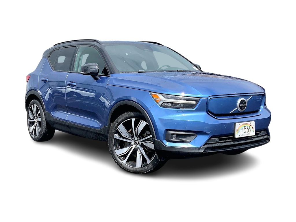 Thumbnail: 2021 Volvo XC40 - 21