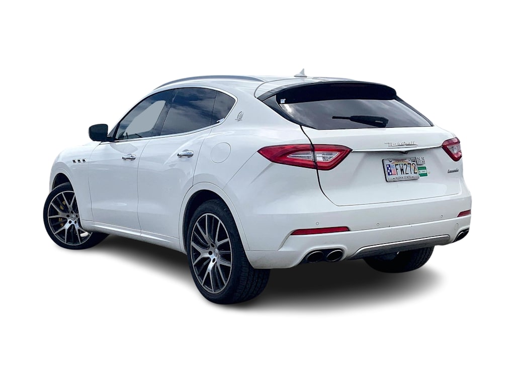 Thumbnail: 2017 Maserati Levante - 4