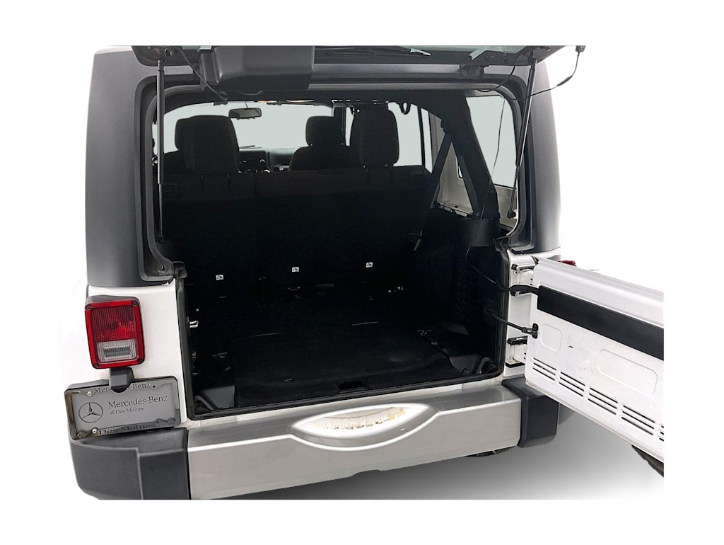 Thumbnail: 2018 Jeep Wrangler - 16