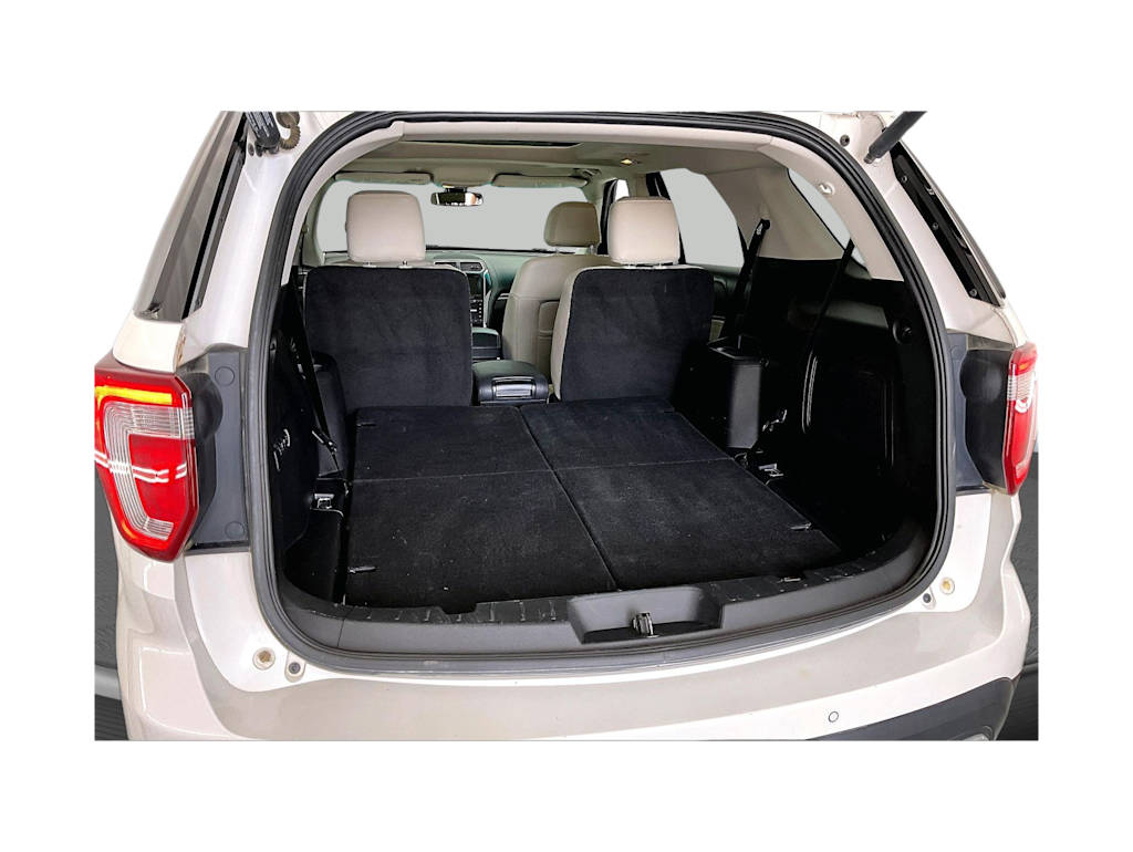 Thumbnail: 2016 Ford Explorer - 19