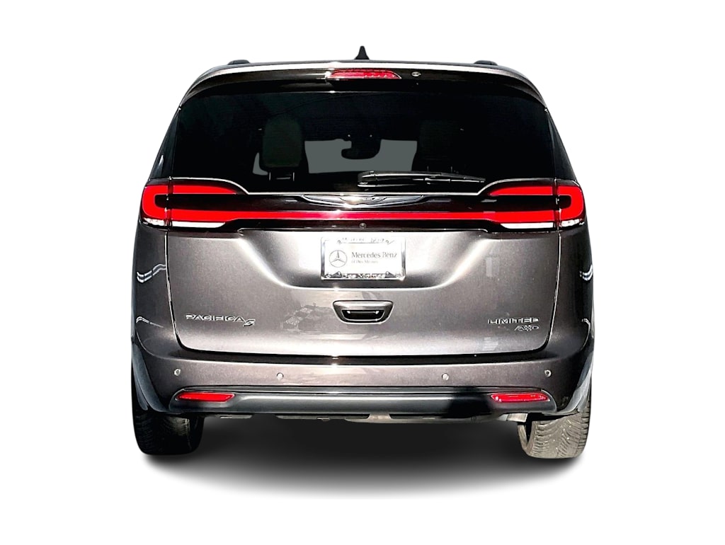 Thumbnail: 2022 Chrysler Pacifica - 5