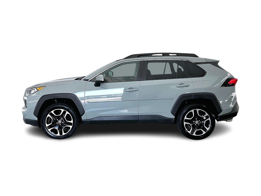 Thumbnail: 2019 Toyota RAV4 - 3