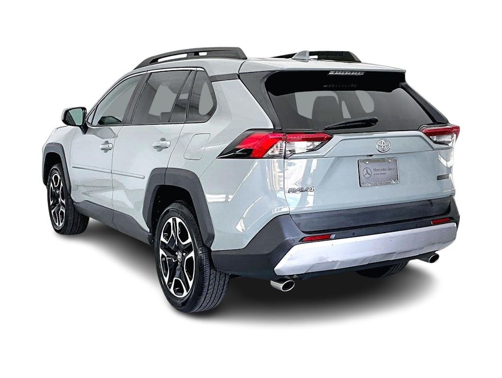 Thumbnail: 2019 Toyota RAV4 - 4