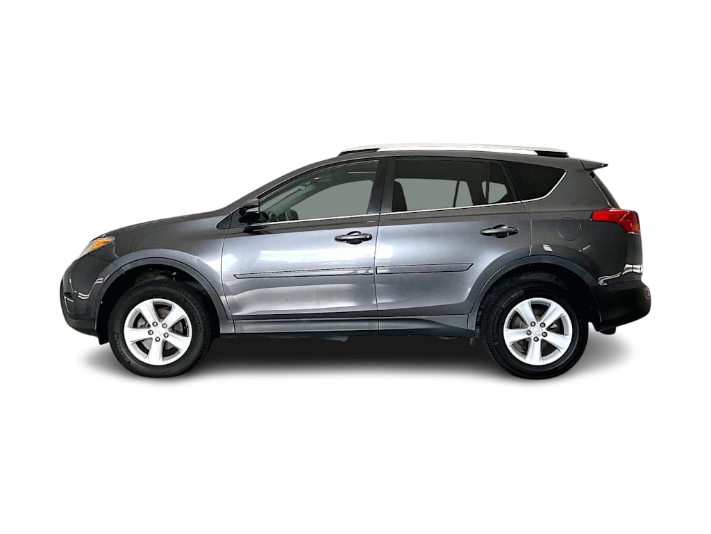 Thumbnail: 2014 Toyota RAV4 - 3