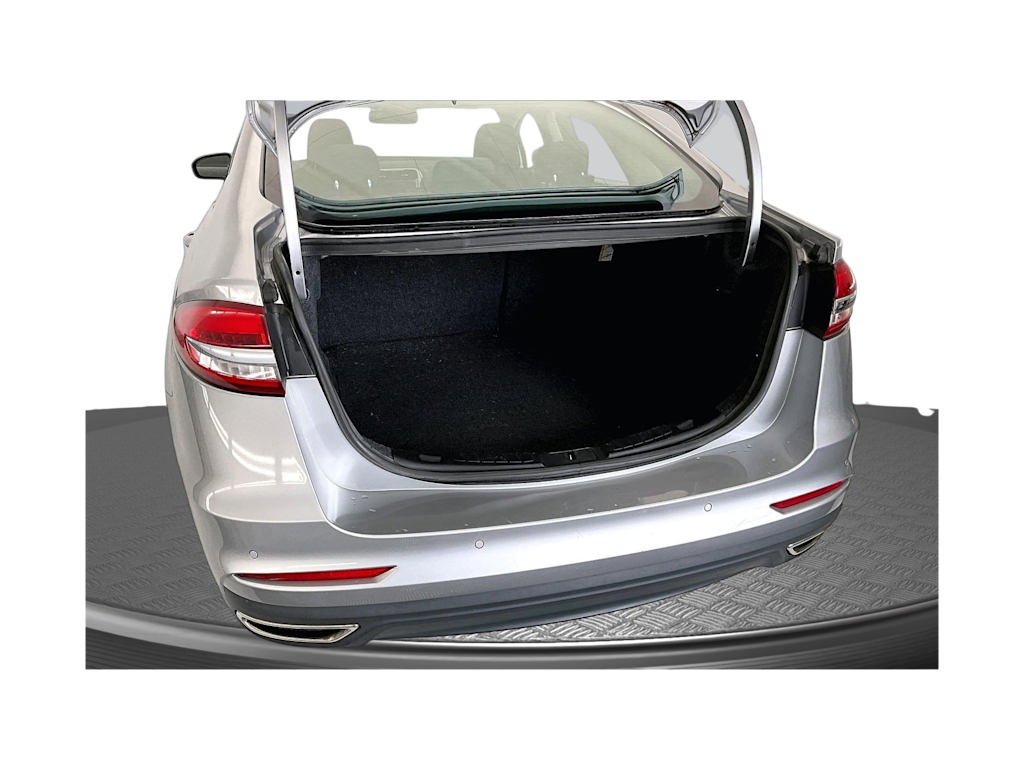 Thumbnail: 2020 Ford Fusion - 19