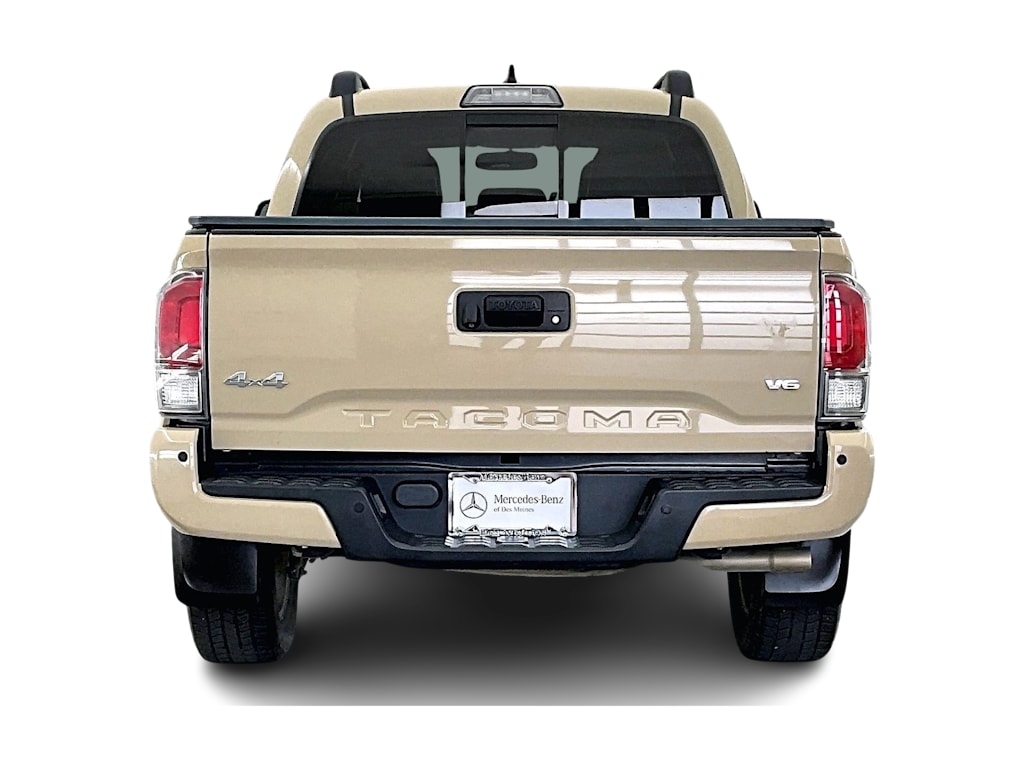 Thumbnail: 2017 Toyota Tacoma - 5