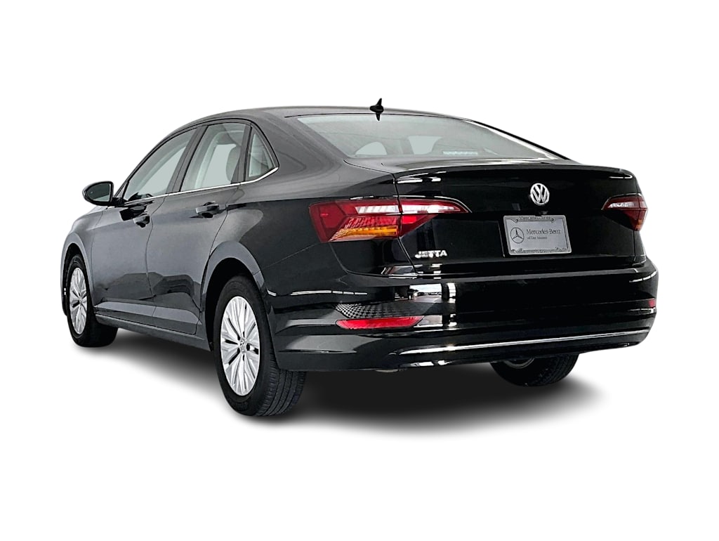 Thumbnail: 2019 Volkswagen Jetta - 4