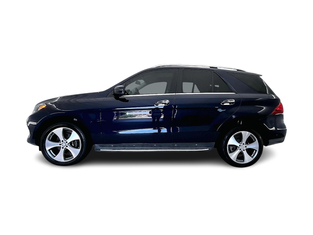 Thumbnail: 2016 Mercedes-Benz GLE - 3