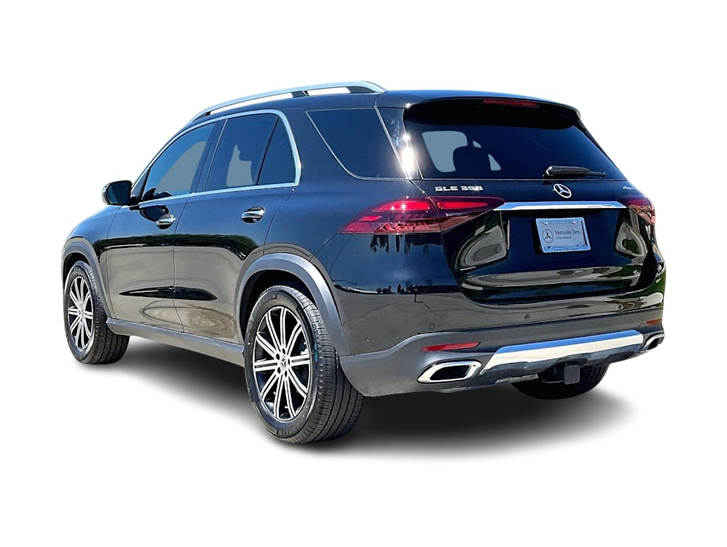Thumbnail: 2026 Mercedes-Benz GLE - 4