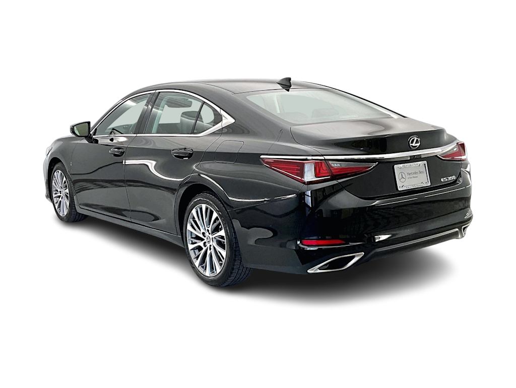 Thumbnail: 2019 Lexus ES - 4