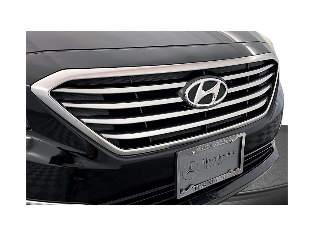 Thumbnail: 2015 Hyundai Sonata - 27