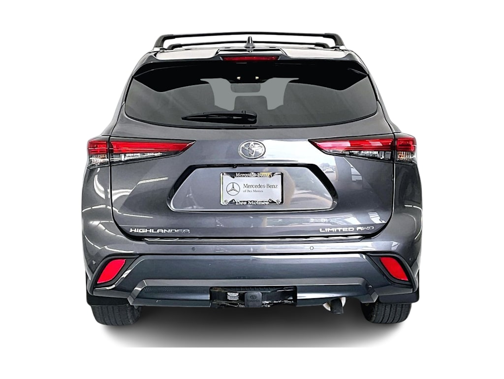 Thumbnail: 2022 Toyota Highlander - 5