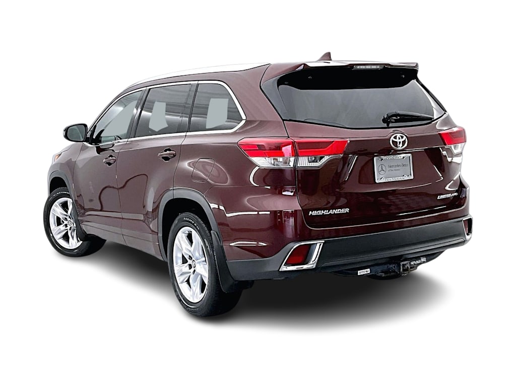 Thumbnail: 2017 Toyota Highlander - 4