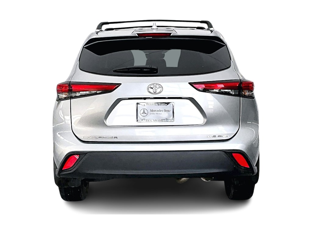Thumbnail: 2022 Toyota Highlander - 5