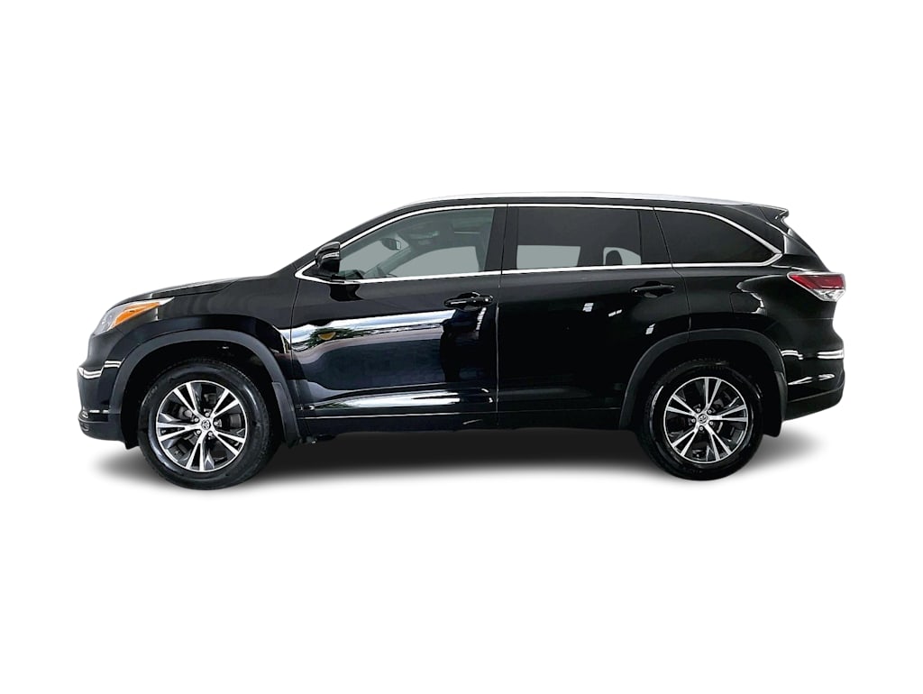 Thumbnail: 2016 Toyota Highlander - 3