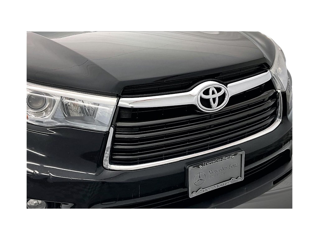 Thumbnail: 2016 Toyota Highlander - 26