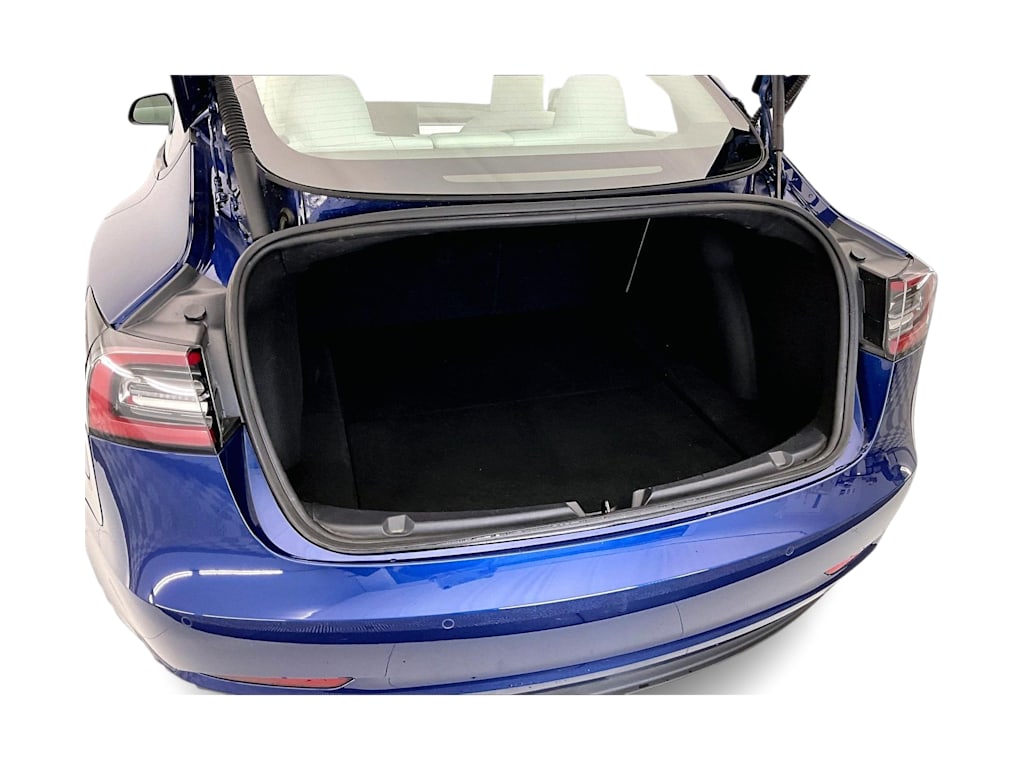 Thumbnail: 2022 Tesla Model 3 - 21