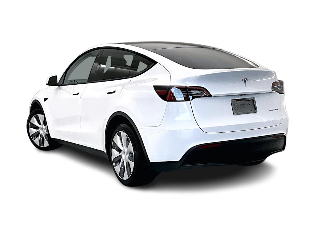 Thumbnail: 2023 Tesla Model Y - 4
