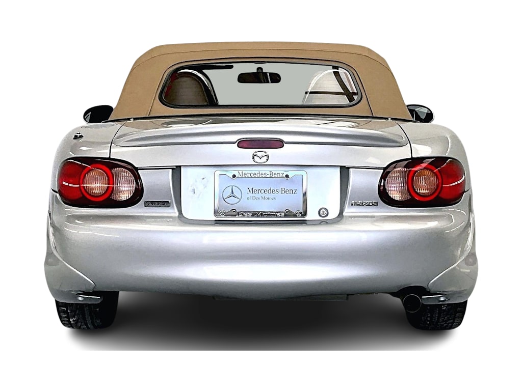 Thumbnail: 2002 Mazda MX-5 Miata - 5