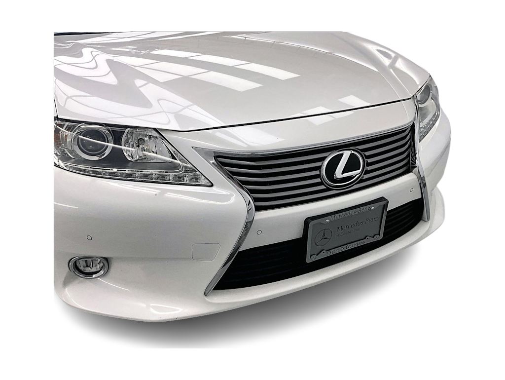 Thumbnail: 2015 Lexus ES - 27