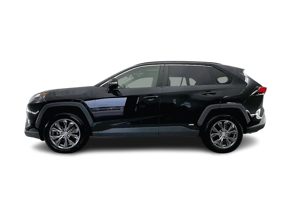 Thumbnail: 2022 Toyota RAV4 - 3