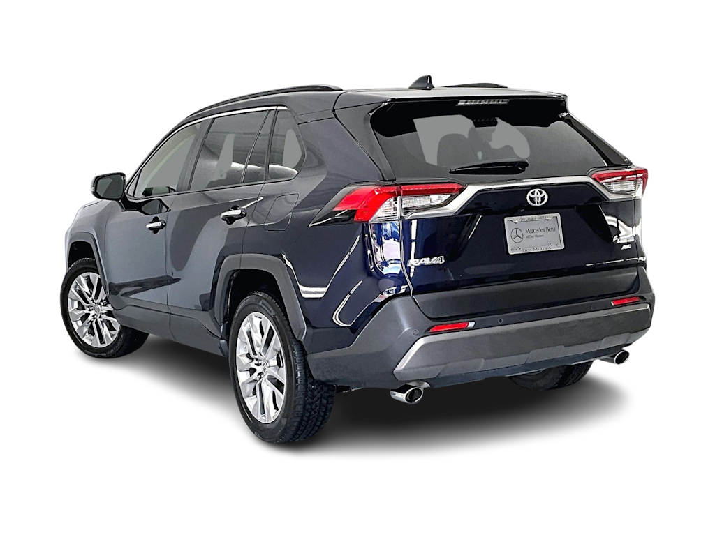 Thumbnail: 2021 Toyota RAV4 - 4