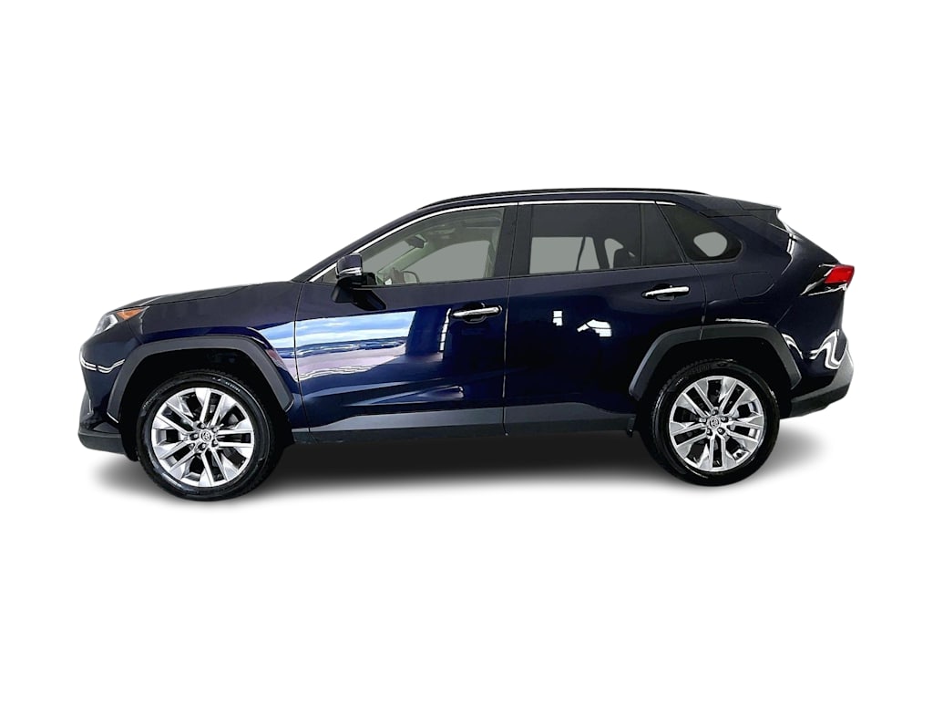 Thumbnail: 2021 Toyota RAV4 - 3