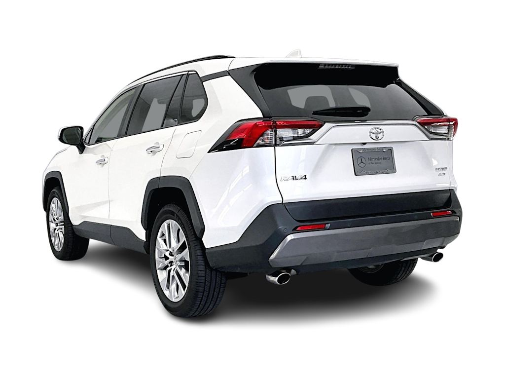 Thumbnail: 2021 Toyota RAV4 - 4