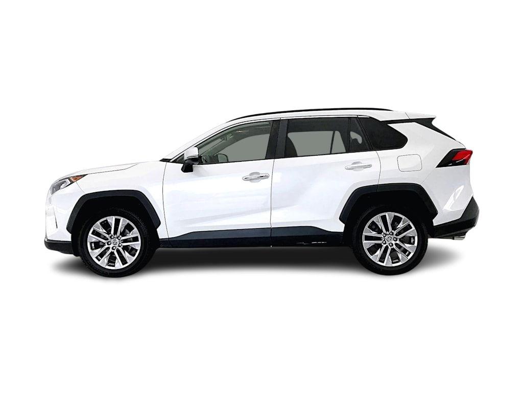 Thumbnail: 2021 Toyota RAV4 - 3