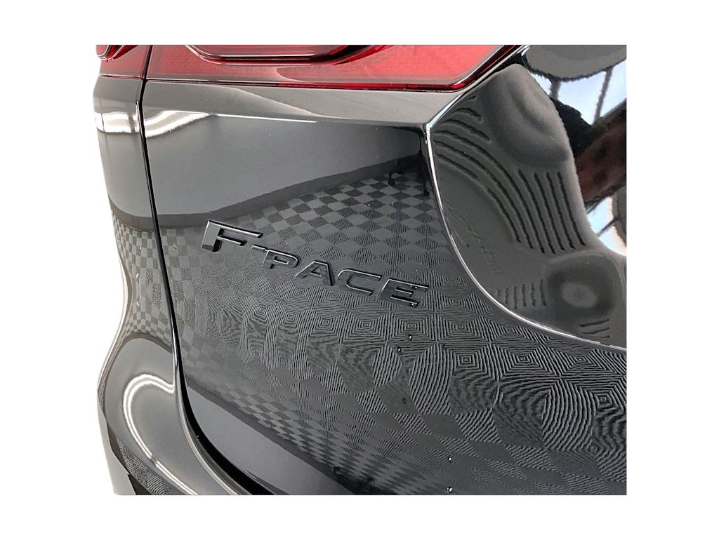 Thumbnail: 2023 Jaguar F-Pace - 16
