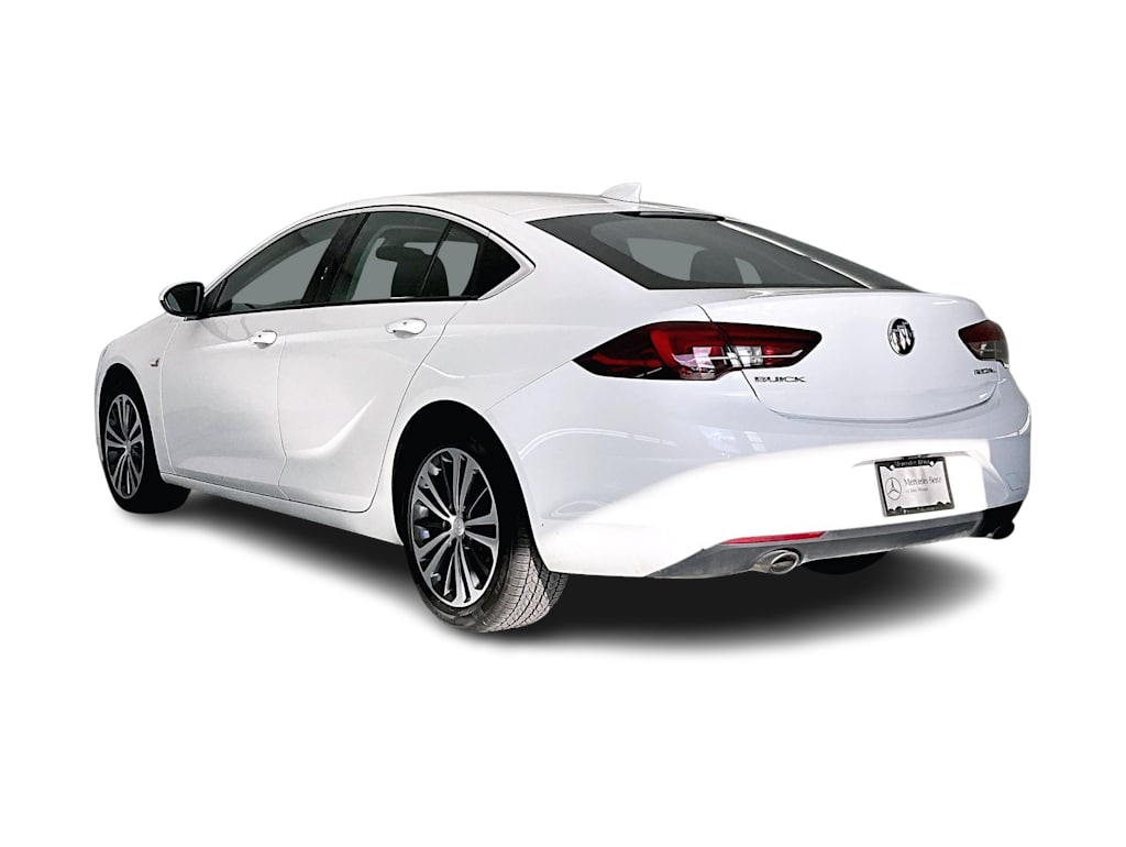 Thumbnail: 2018 Buick Regal - 4