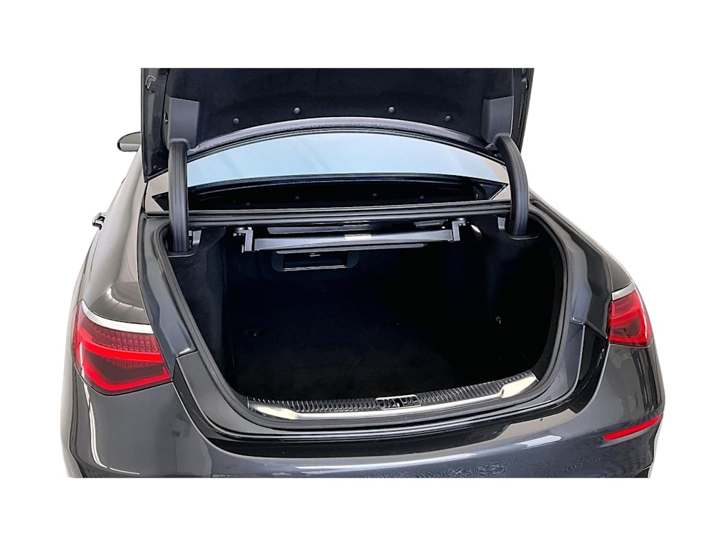 Thumbnail: 2022 Mercedes-Benz S-Class - 16