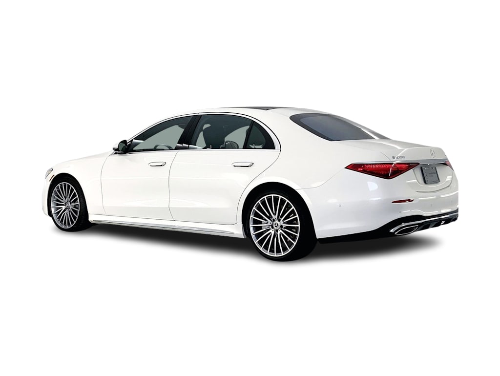 Thumbnail: 2022 Mercedes-Benz S-Class - 4
