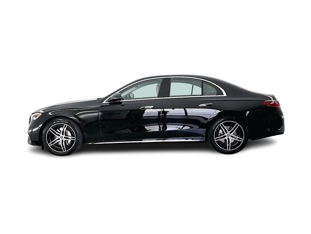 Thumbnail: 2026 Mercedes-Benz E-Class - 3