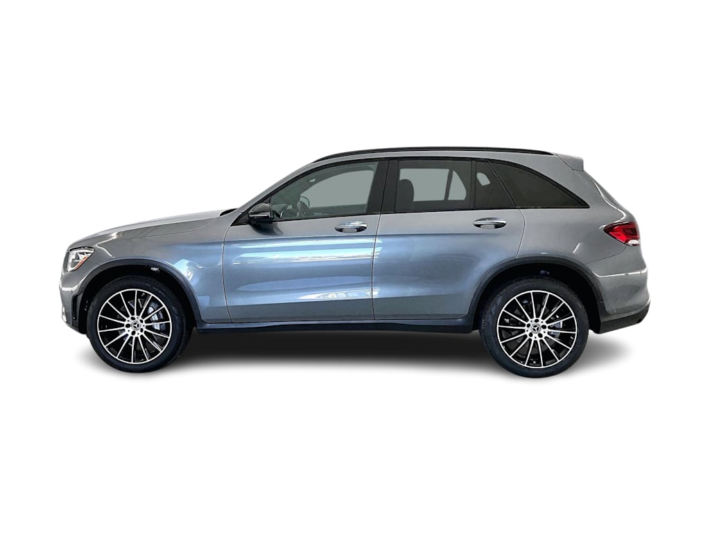 Thumbnail: 2022 Mercedes-Benz GLC - 3