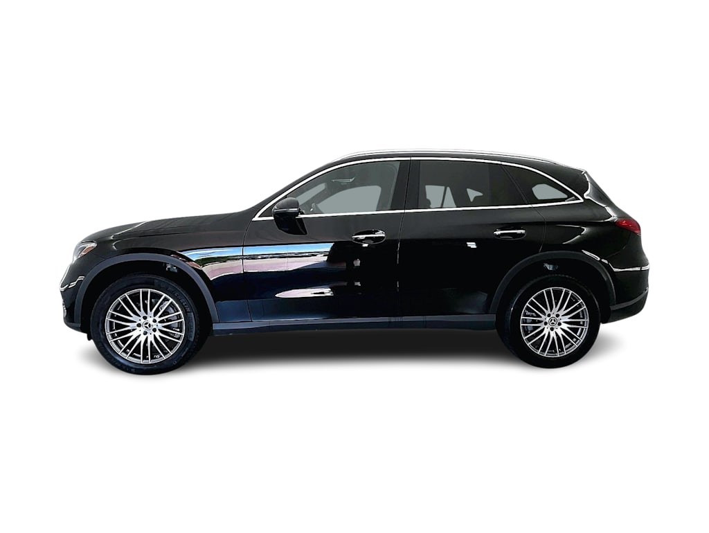Thumbnail: 2024 Mercedes-Benz GLC - 3