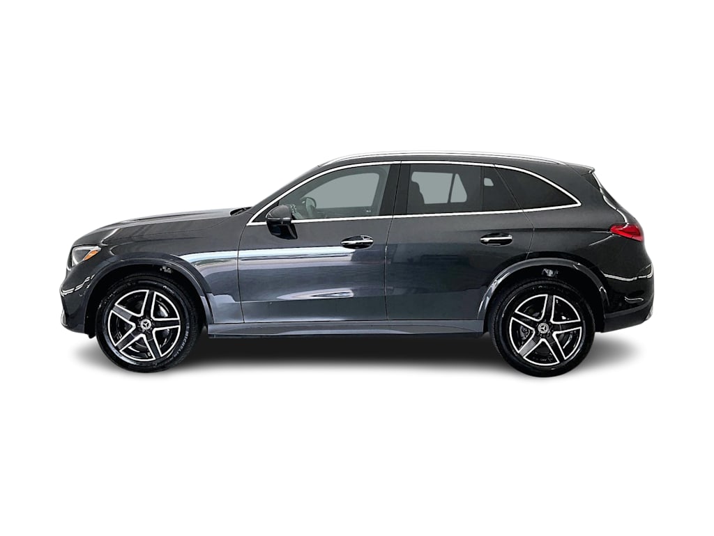 Thumbnail: 2026 Mercedes-Benz GLC - 3