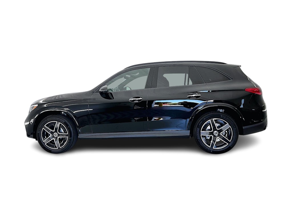 Thumbnail: 2026 Mercedes-Benz GLC - 3