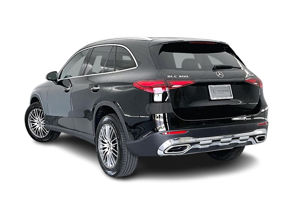 Thumbnail: 2026 Mercedes-Benz GLC - 4