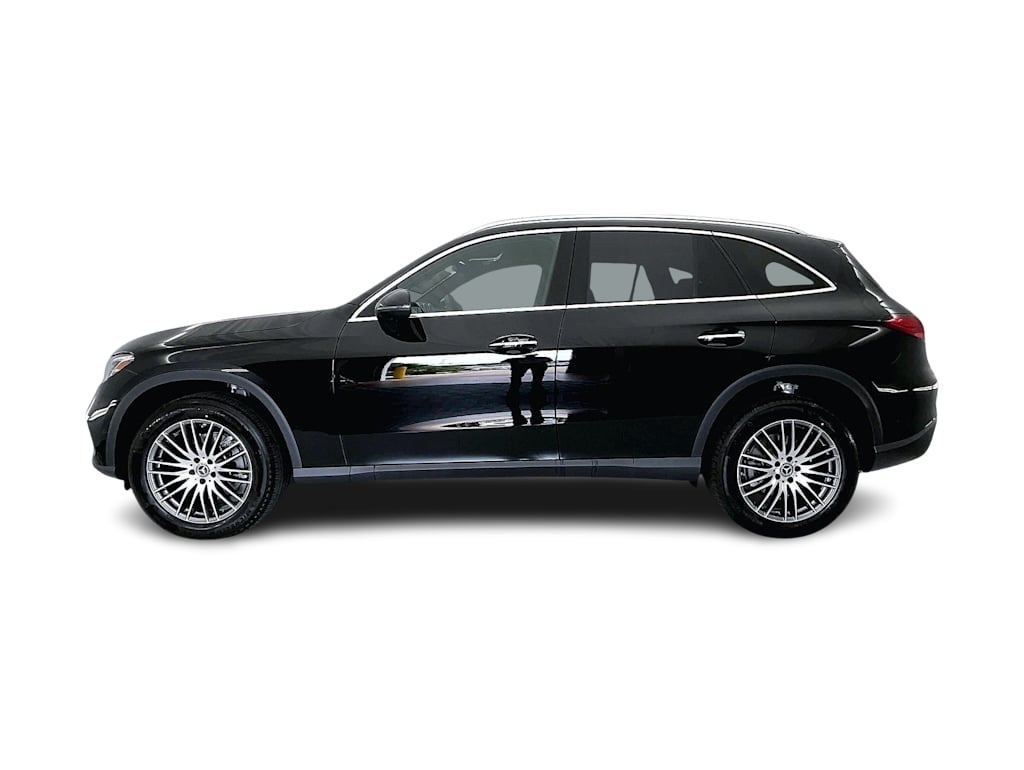 Thumbnail: 2026 Mercedes-Benz GLC - 3