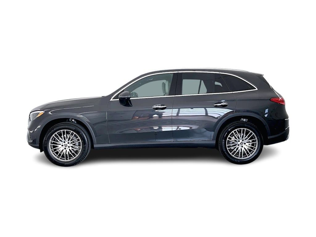 Thumbnail: 2026 Mercedes-Benz GLC - 3