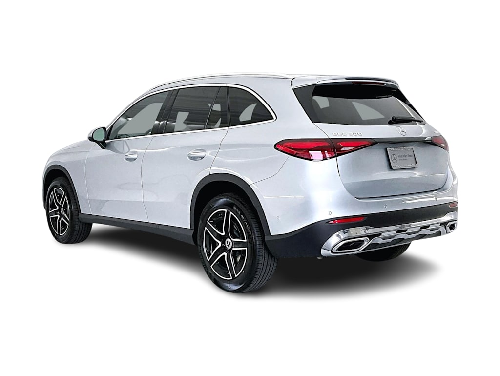 Thumbnail: 2026 Mercedes-Benz GLC - 4