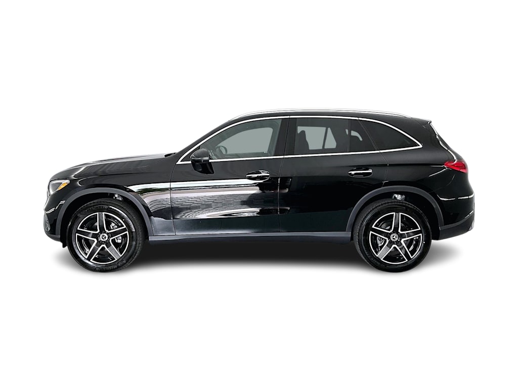 Thumbnail: 2026 Mercedes-Benz GLC - 3
